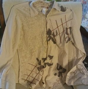 Guess floral button down